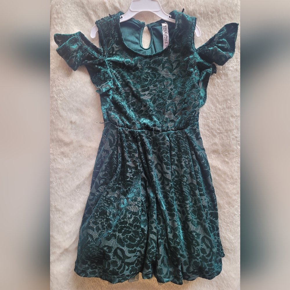 Emerald green girls dress